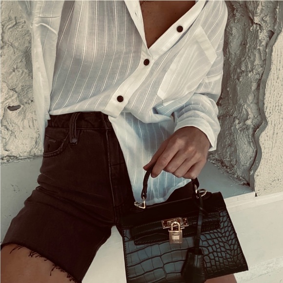 Princess Polly Peta and Jain Crocodile print black crossbody with gold hardware - Picture 14 of 16